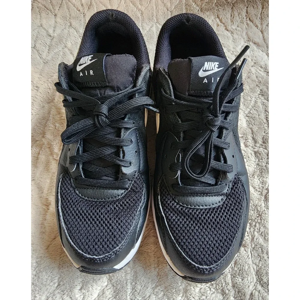 Nike Air Max Excee Black White Athletic Sneakers Womens 7 CD5432-003